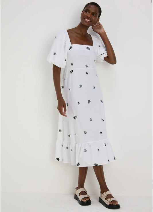White flower embroidered dress